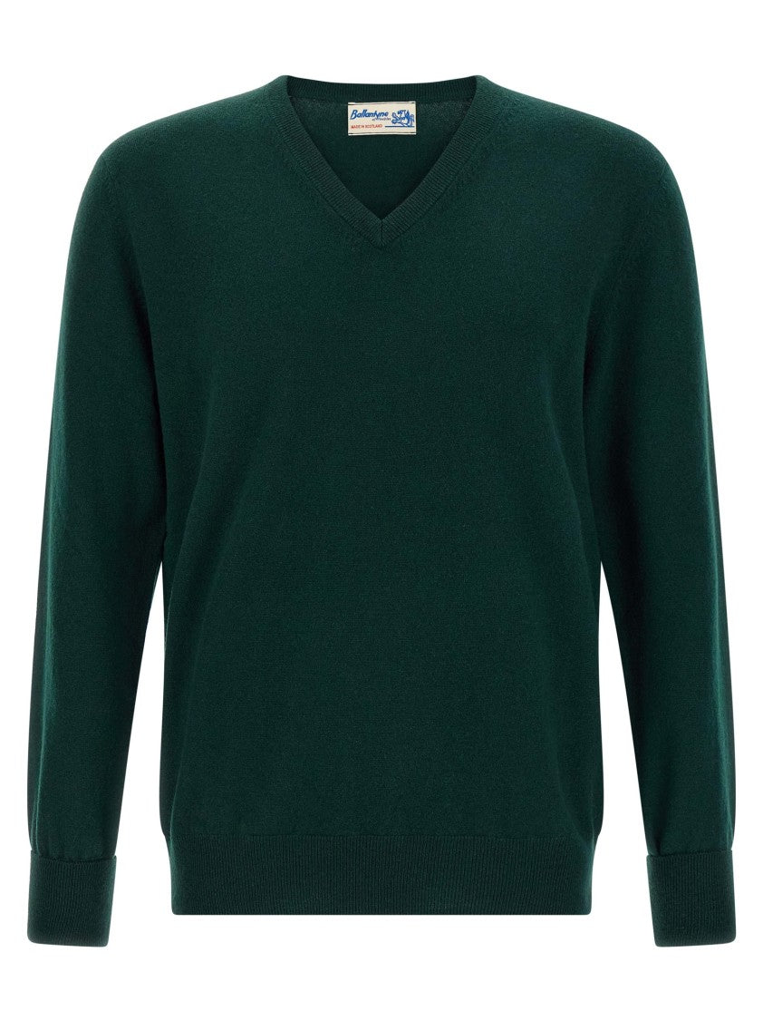 Ballantyne V-Neck Cashmere Sweater With Ribbed Detailing