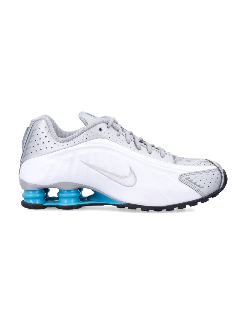 Nike Shox R4 Aerodynamic Athletic Sneakers