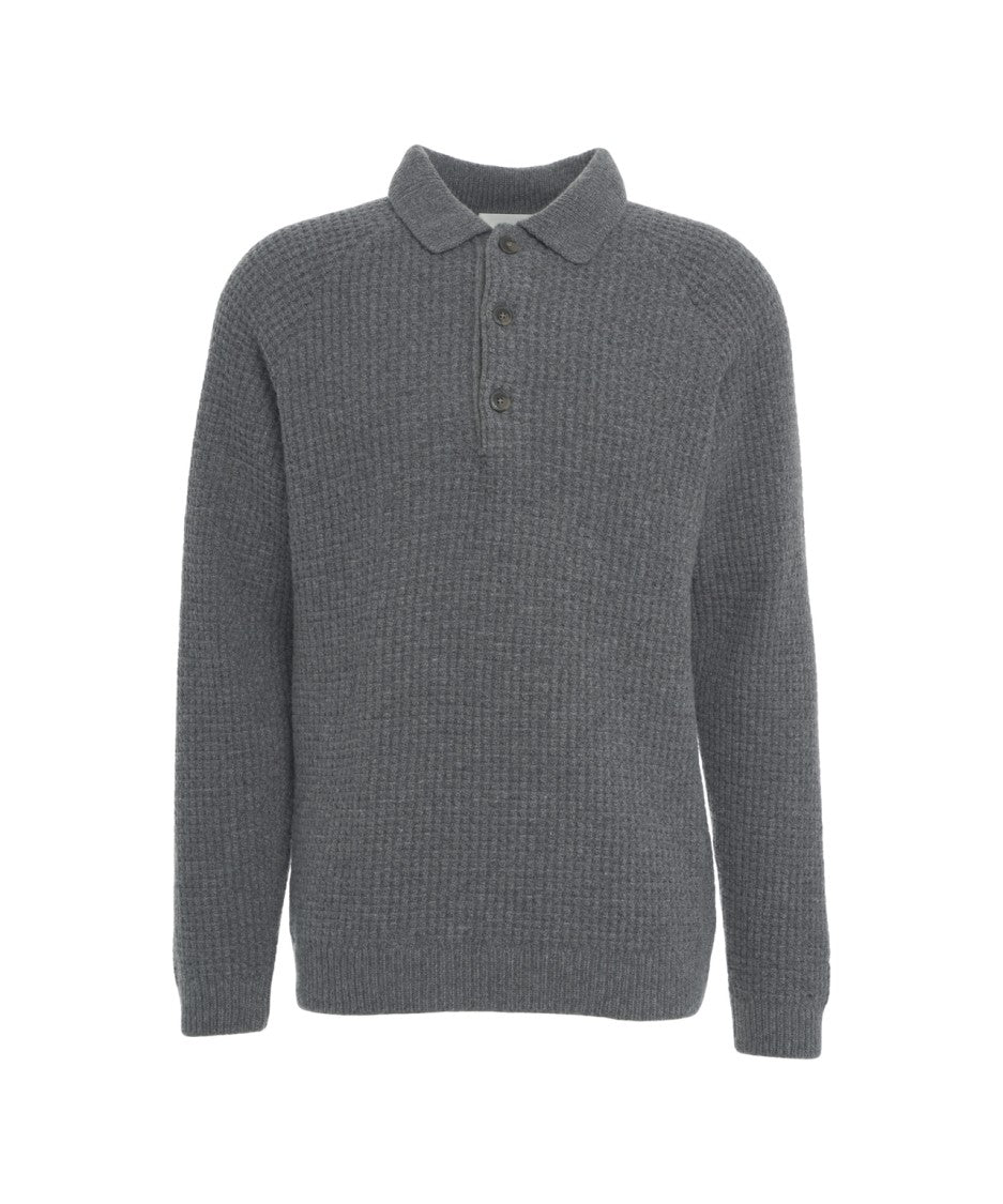 Closed Structured Knitted Polo With Distinctive Collar And Ribbed Cuffs