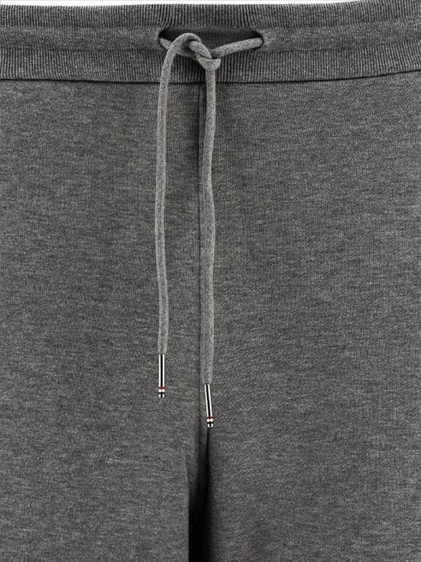 Thom Browne Tapered Grey Cotton Jogger Pants With Ribbed Cuffs And Signature Accents