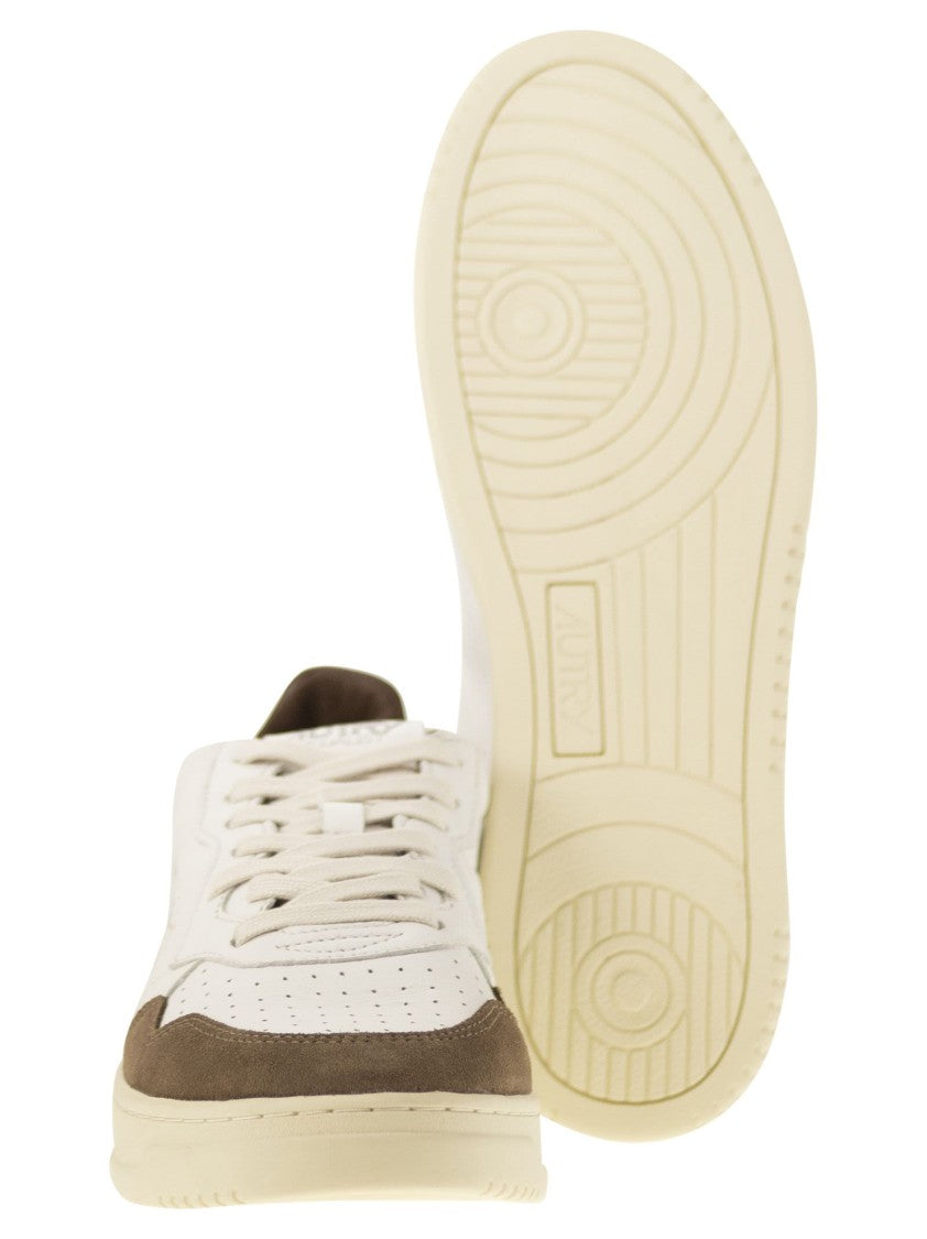 Autry Medalist Low - Sneakers In Goatskin And Suede