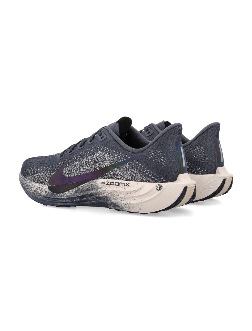 Nike Pegasus Plus Running Shoes