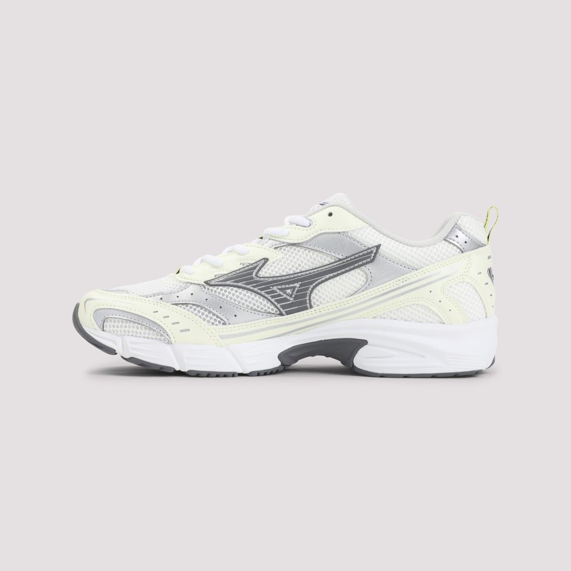 Mizuno Sporty White Sneakers With Silver Accents And Cushioned Sole