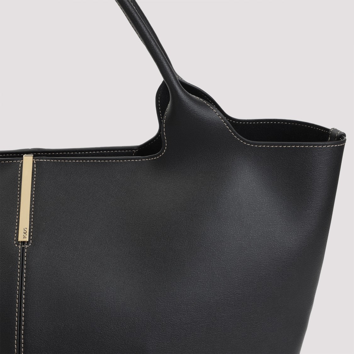 Tod's Black Leather Ebr Medium Shopping Bag