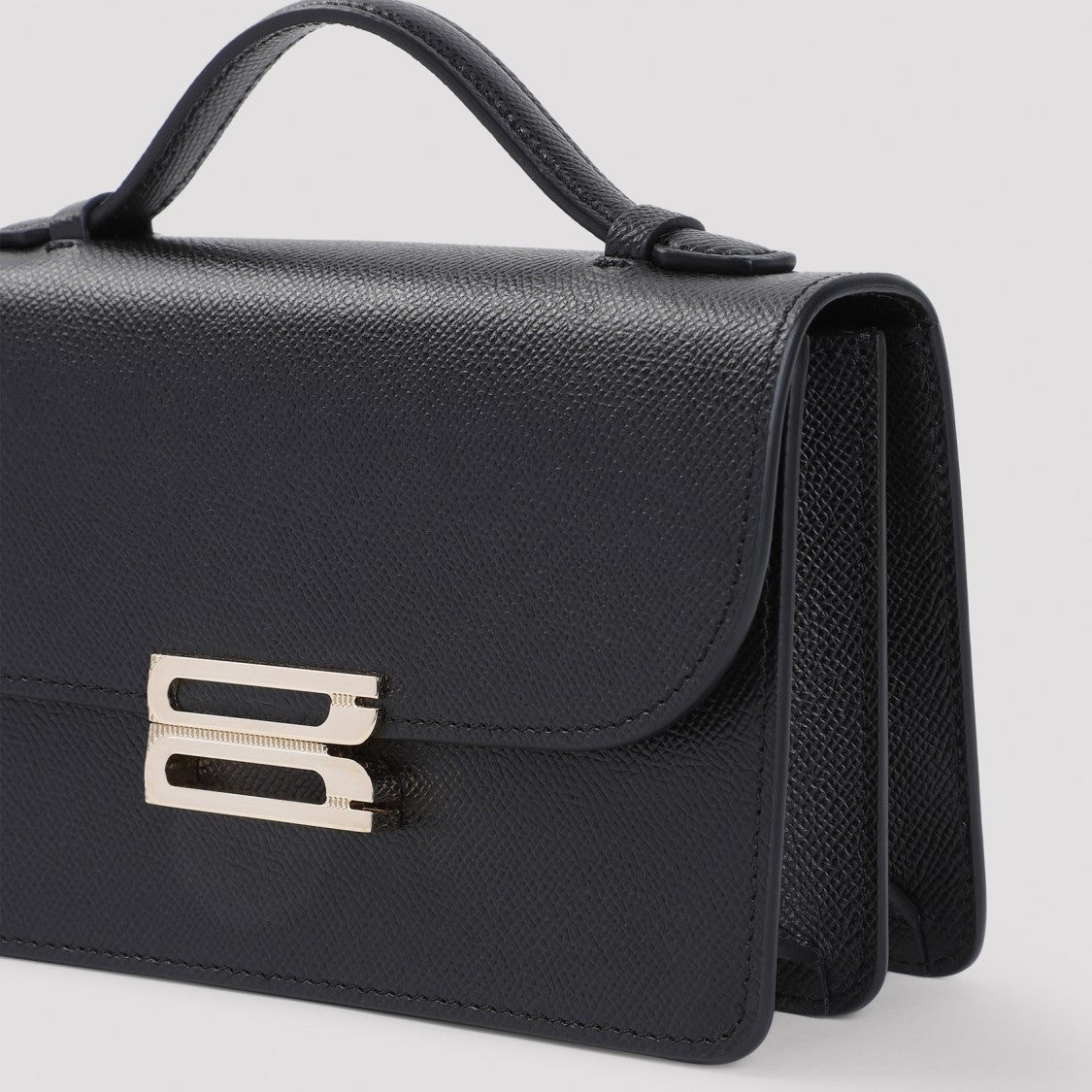 Victoria Beckham Structured Shoulder Bag With Elegant Hardware