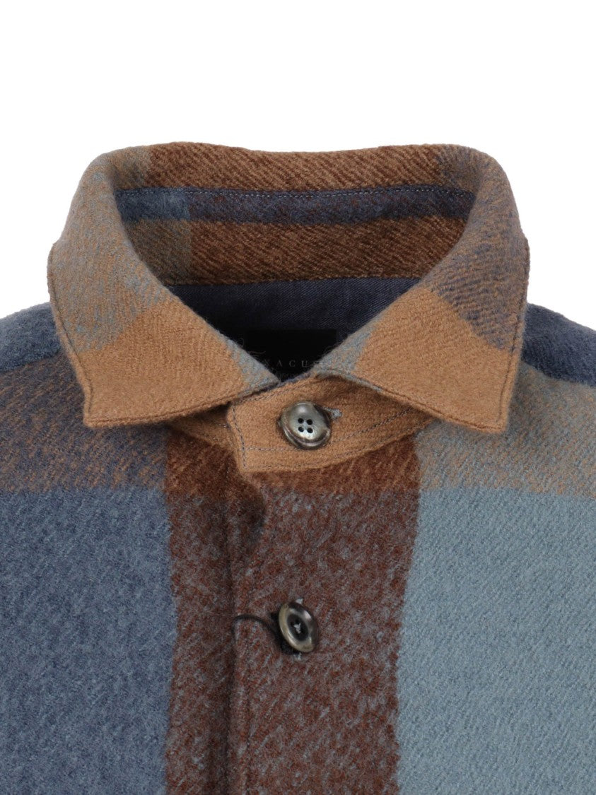 Xacus White Casual Shirt With Structured Collar And Button-Down Front