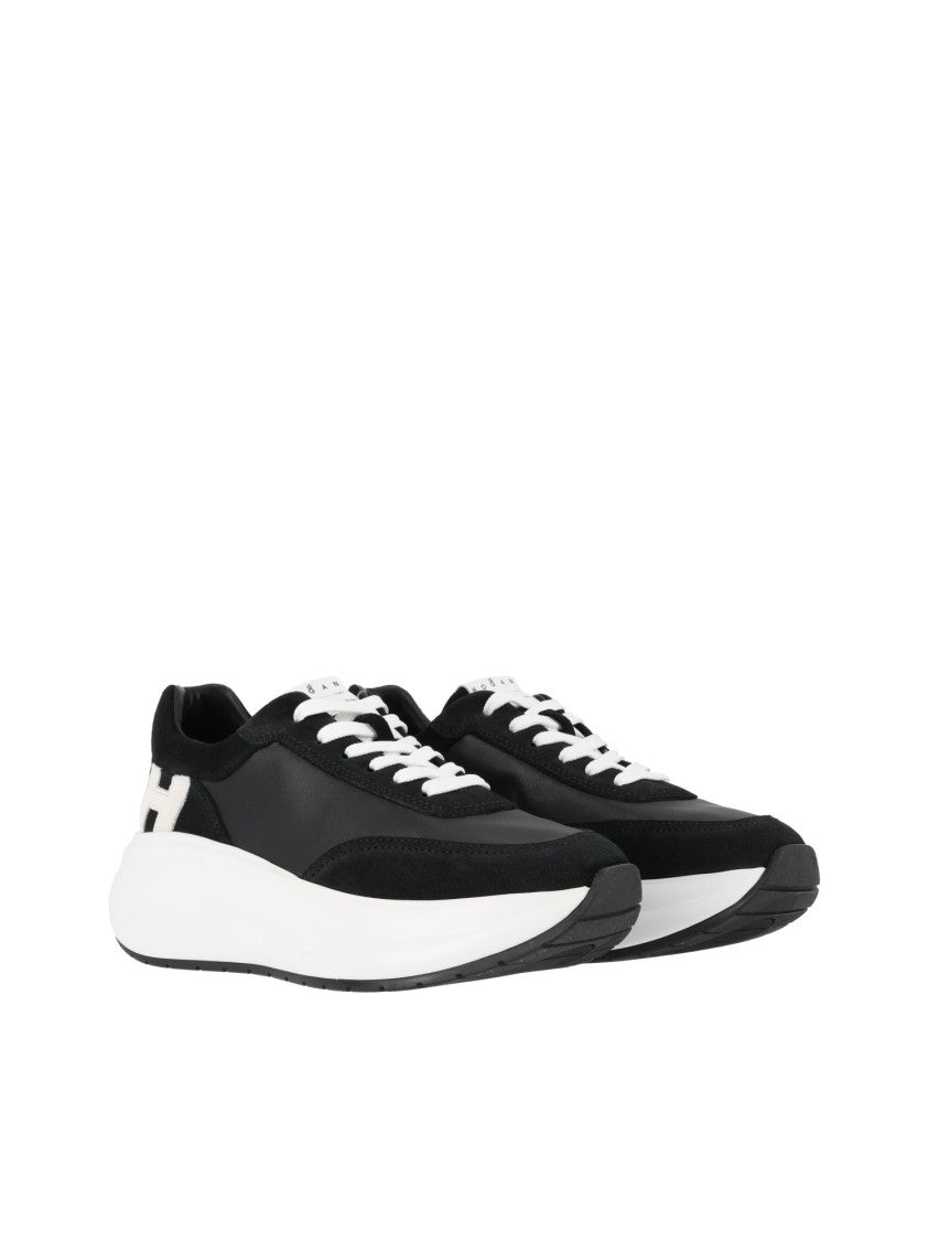 Hogan H696 Smooth Textured Low-Top Sneakers
