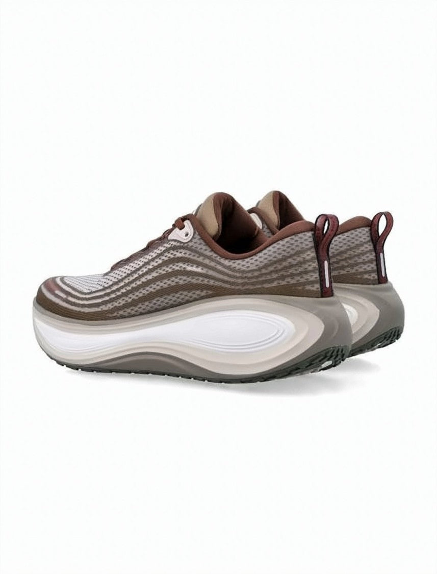 Nike Aerodynamic Women's Sneakers With Layered Sole Design