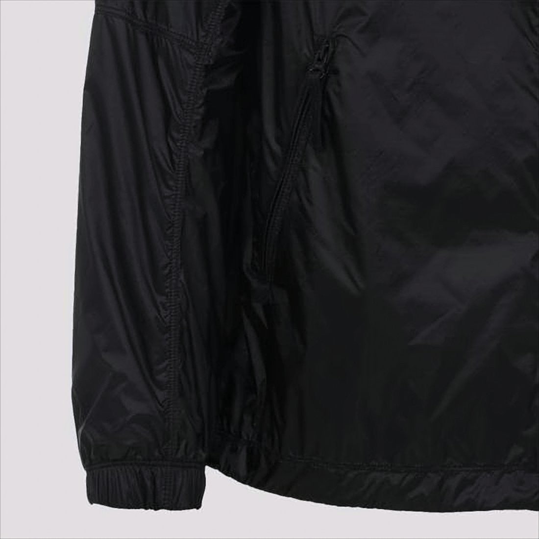 Stone Island Sleek Lightweight Hooded Jacket With Panel Detailing