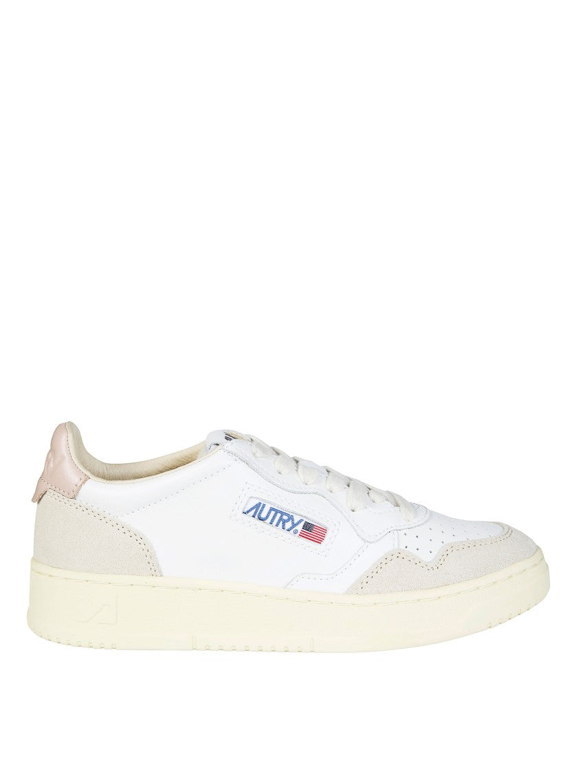 Autry White Medalist Low Ls37 Sneakers