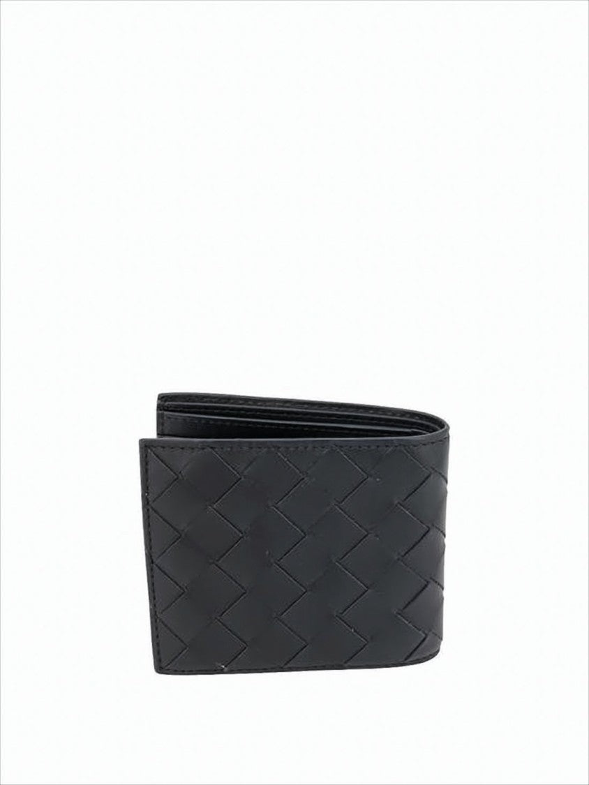 Bottega Veneta Bifol Wallet With Distinctive Woven Pattern And Matte Finish