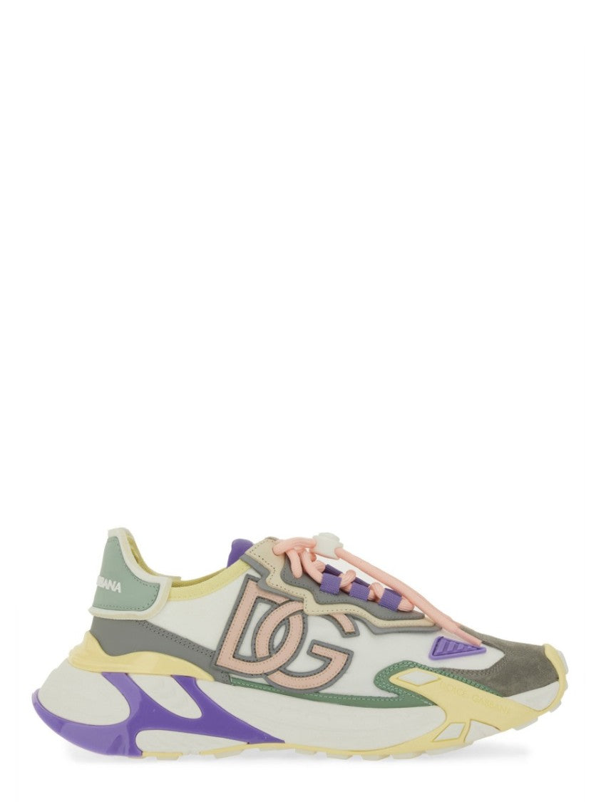 Dolce & Gabbana Chunky Sneakers With Vibrant Accents And Signature Logo