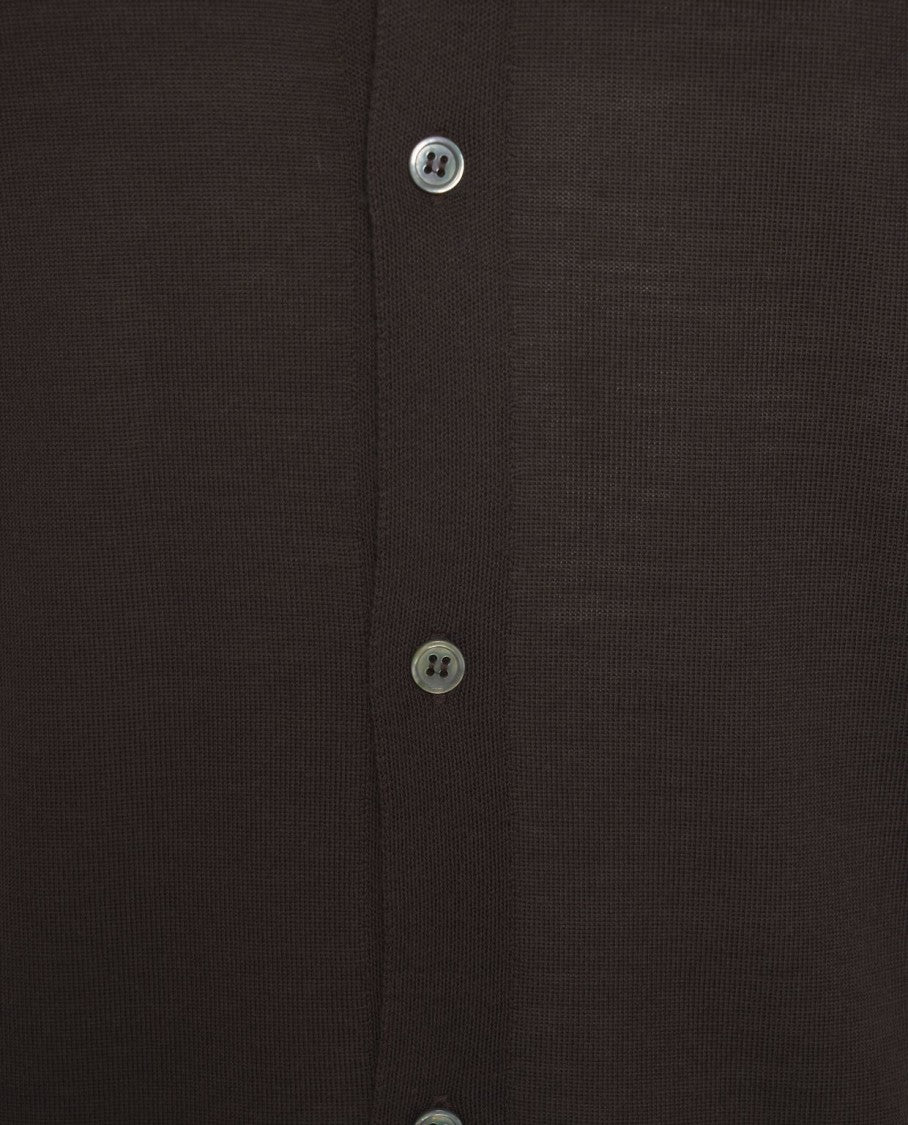 Gender Knit Shirt With Classic Collar And Minimalist Design