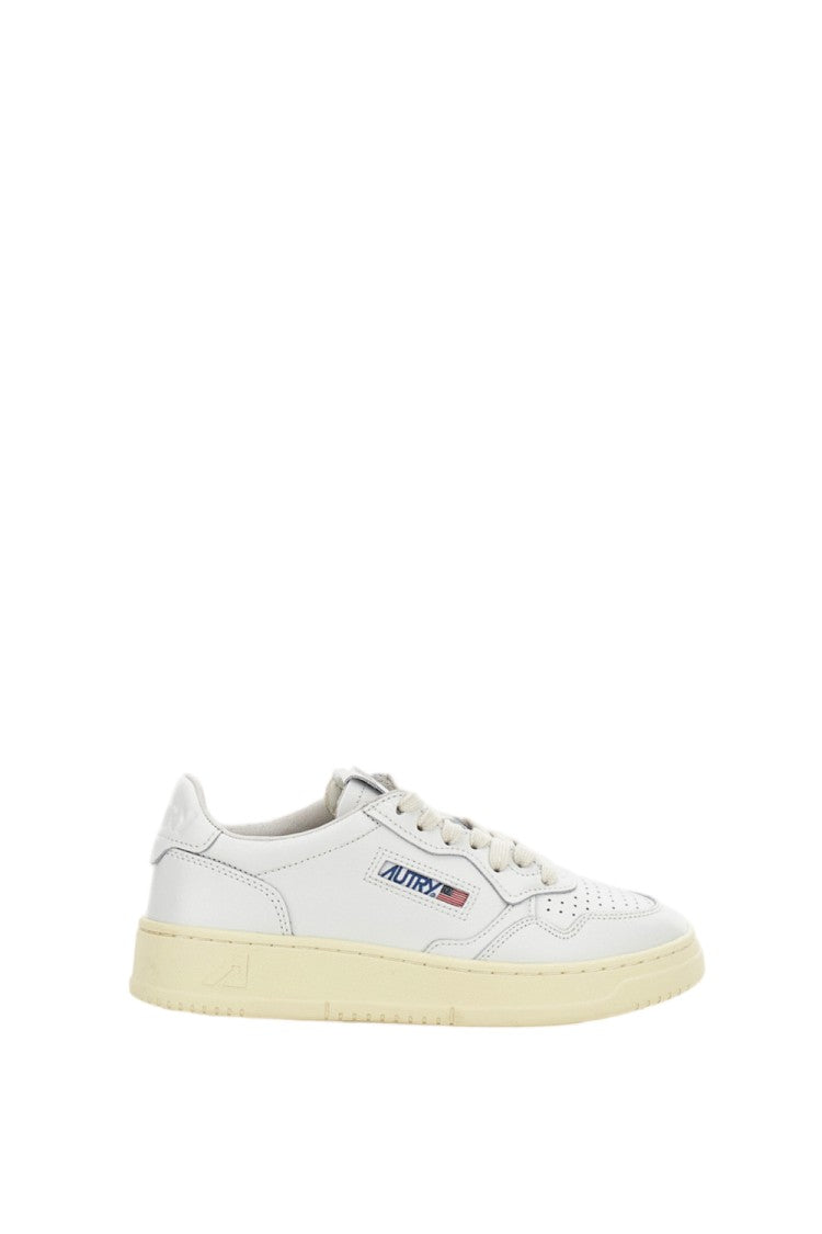 Autry White Medalist Low Leather Sneakers