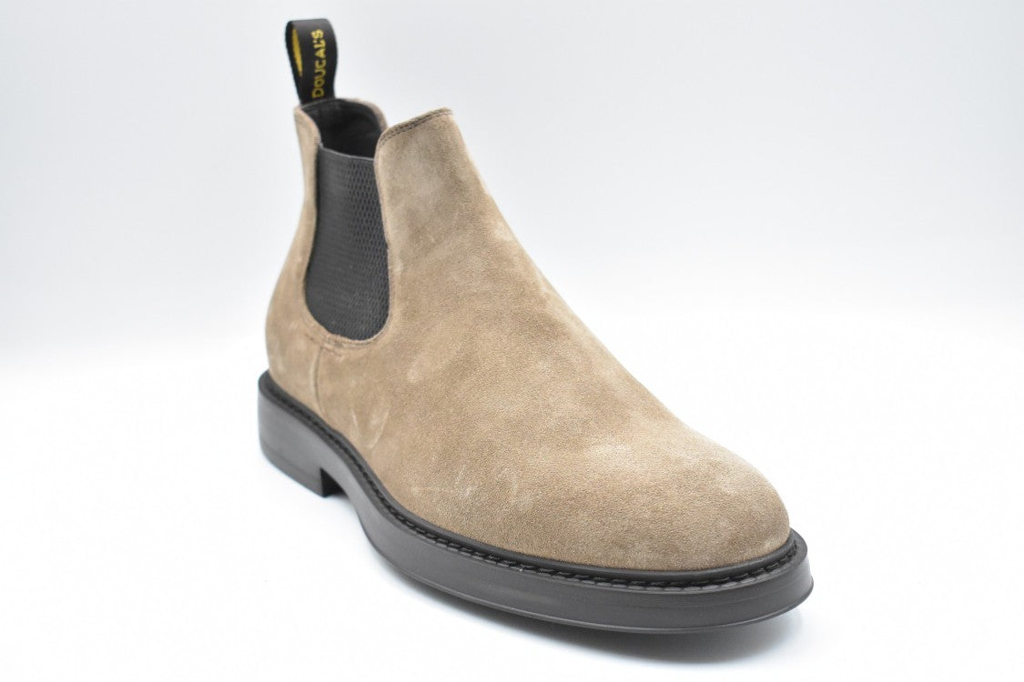 Doucal's Sophisticated Flat Shoes With Elastic Panels