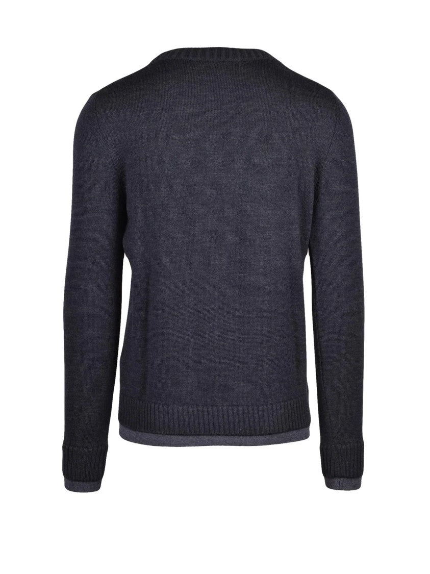 Alpha Studio V-Neck Pullover In Soft Grey Merino Wool With Ribbed Detailing