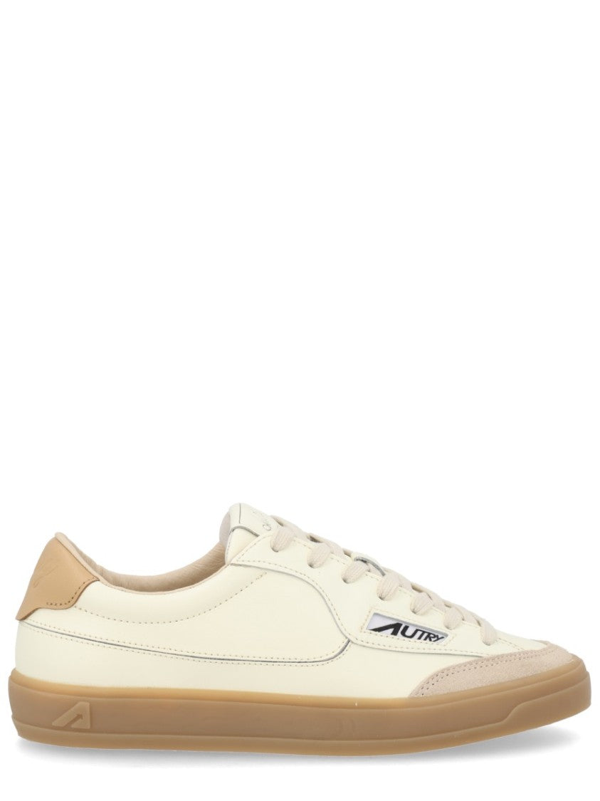 Autry Light Neutral Windscape Low Sneakers