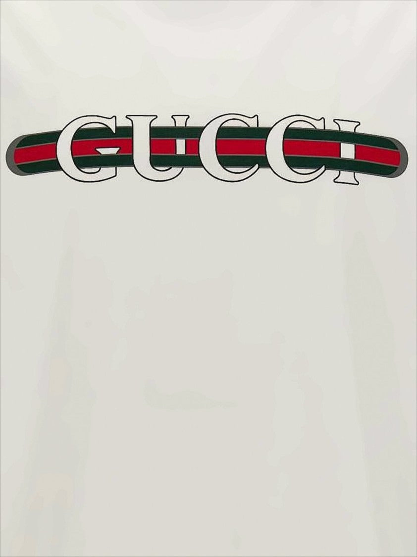 Gucci Relaxed Fit Short-Sleeved Crew Neck T-Shirt With Bold Stripe Design