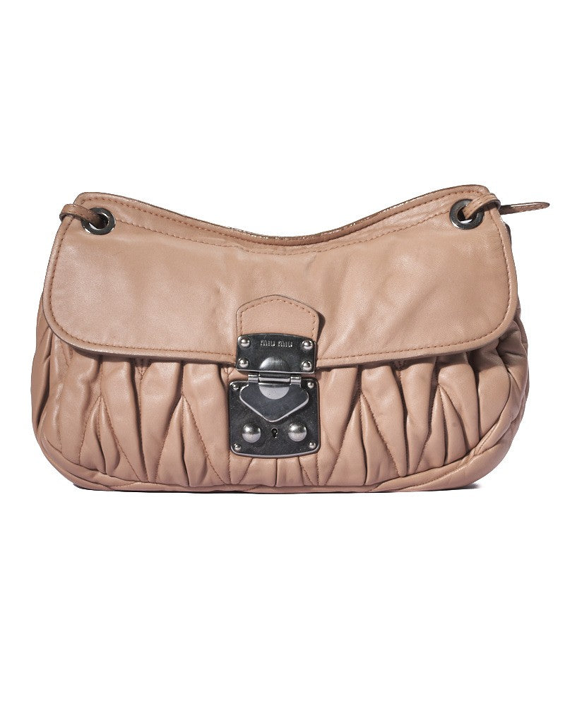 Miu Miu Small Chain In Embossed Leather In Powder