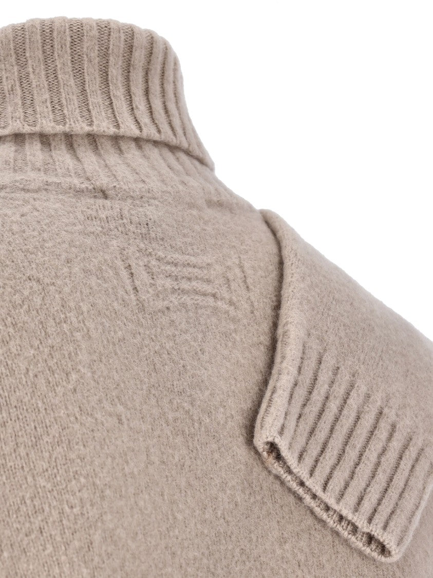 Drumohr Turtleneck Sweater – Beige