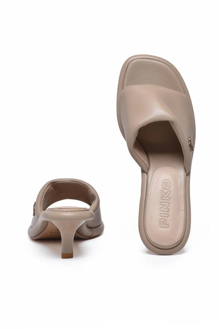 Pinko Leather Mules Sandals - Beige