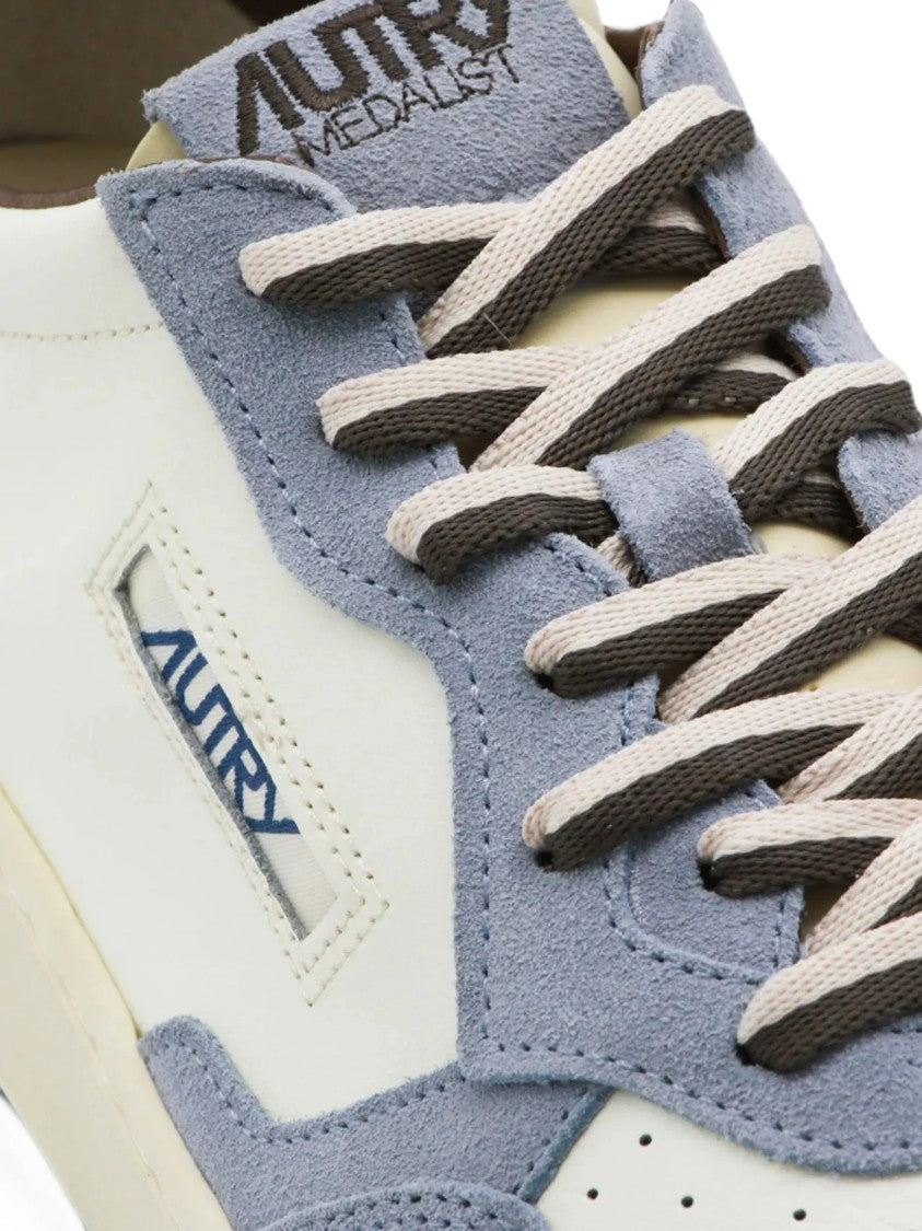 Autry Medalist Low Smooth Leather Sneakers