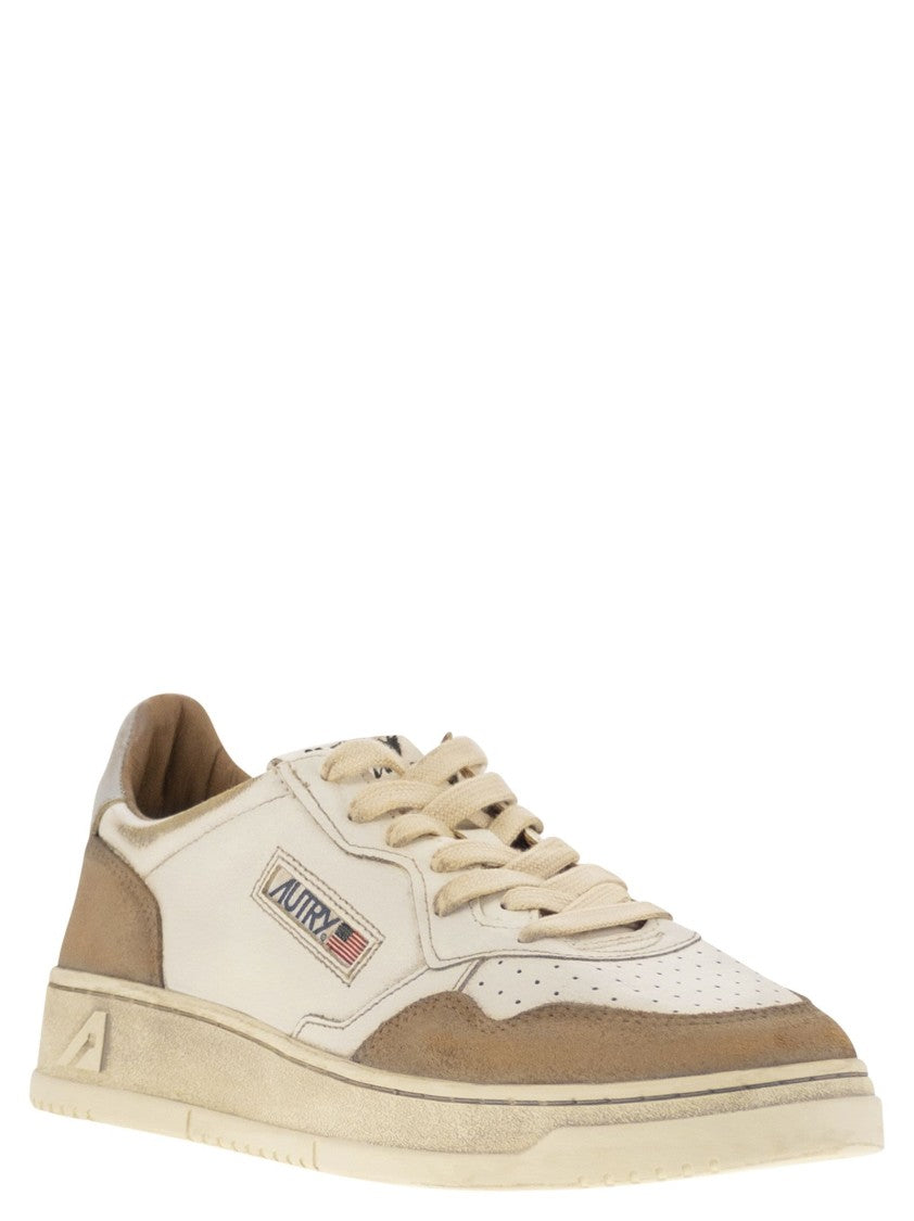 Autry Super Vintage - Leather Sneakers
