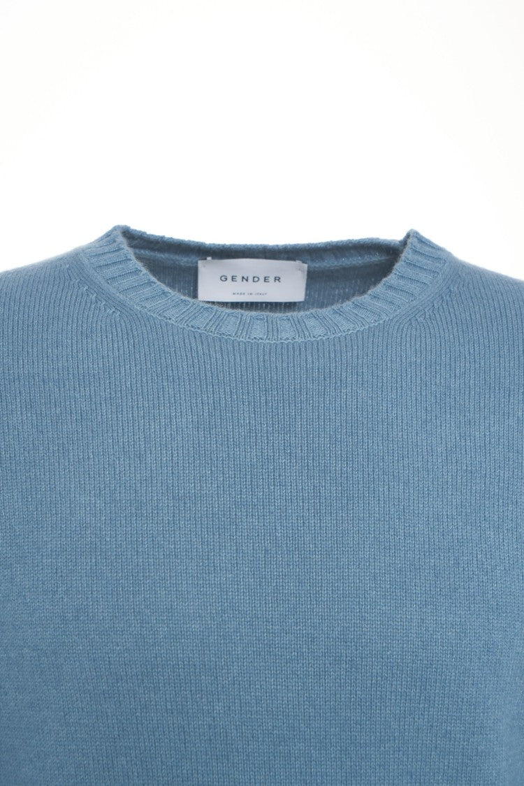 Gender Classic Round Neck Men's Sweater With Fine Knit Fabric