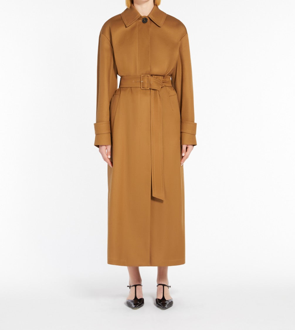 Max Mara Camel-Colored Long Coat With Classic Collar