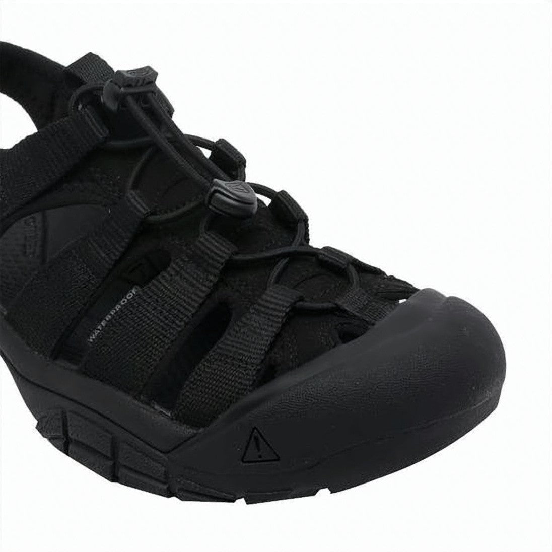 Keen Closed-Toe Sandals With Adjustable Bungee Lace System