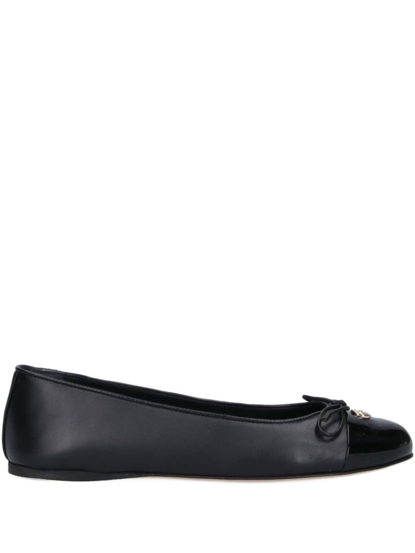Gucci Flat Sandals With Glossy Cap Toe