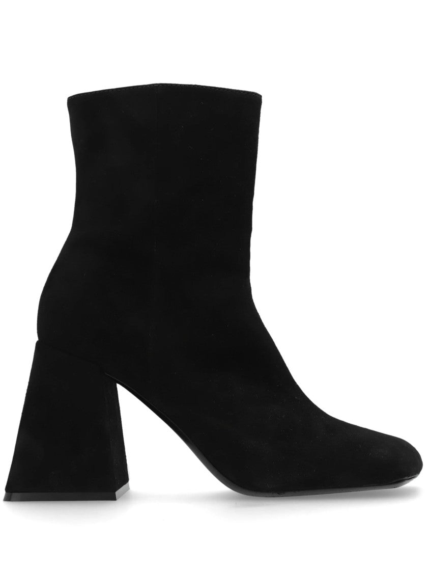 Vic Matié Pointed Toe Ankle Boots