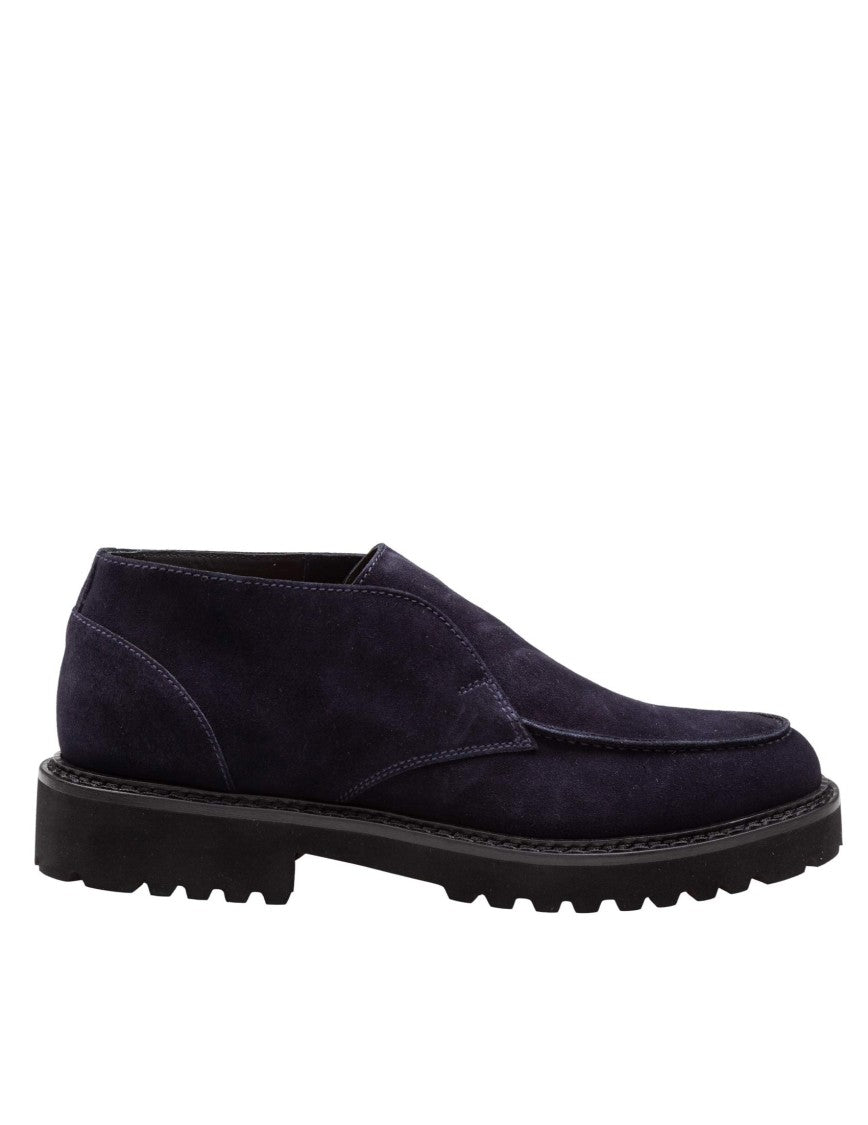 Doucal's Adler Chukka Ankle Boot In Blue Suede