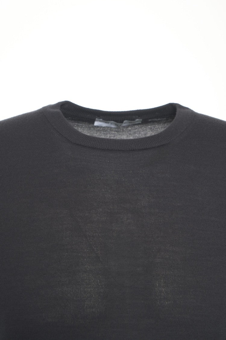 Gender Slim Fit Black Sweater With Round Neckline And Ribbed Details