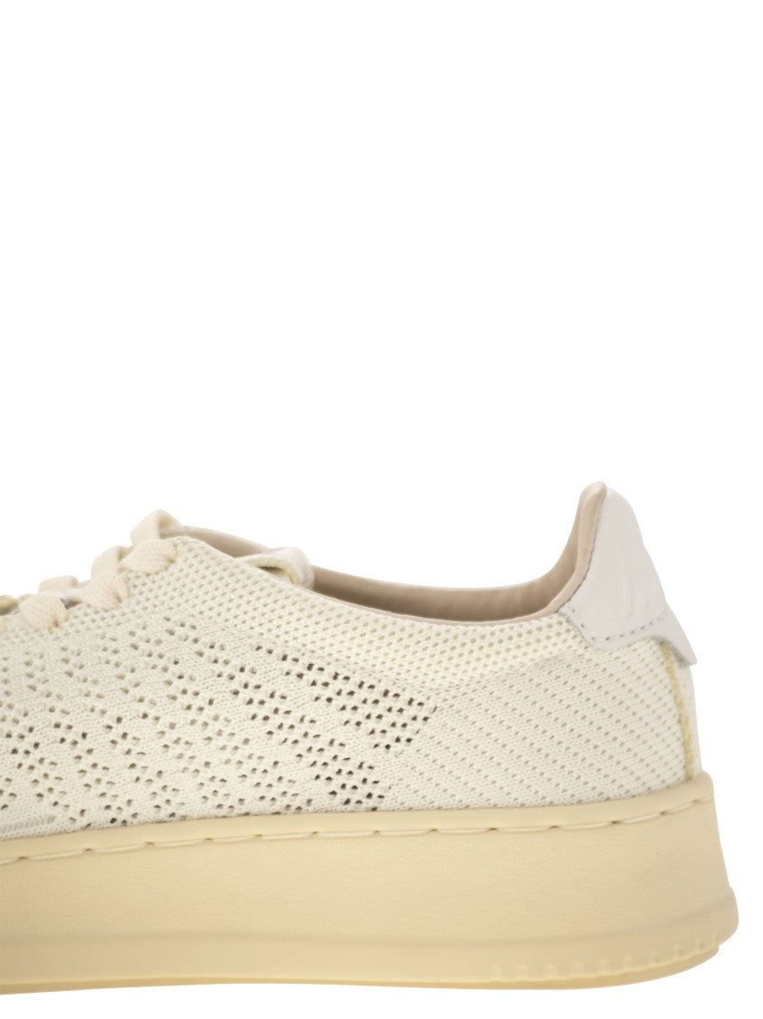 Autry Easeknit - Perforated Fabric Trainers