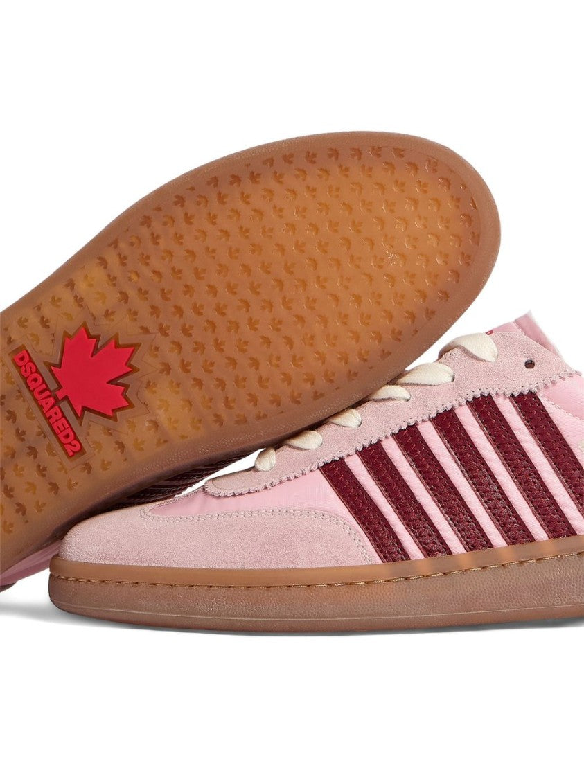 Dsquared2 Low-Top Sneakers With Burgundy Striped Detailing And Maple Leaf Accent
