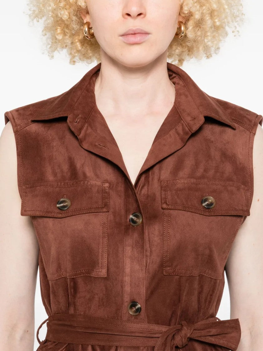 D. Exterior Tailored Sleeveless Minimalist Design Gilet