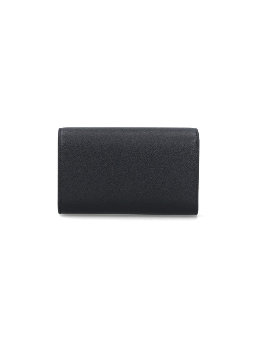 Savette Structured Black Bag With Minimalist Design