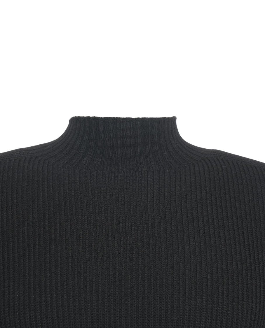 Amaranto Ribbed Knit Pullover With Modern Stand Collar
