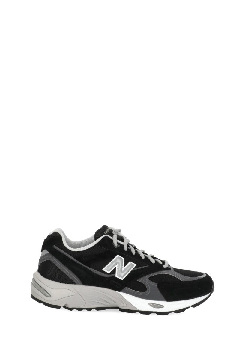 New Balance Black Unisex Low-Top Sneakers