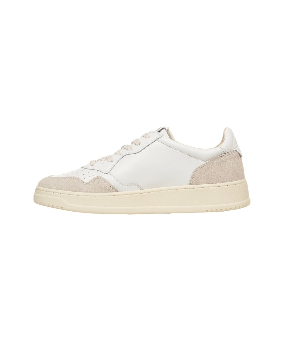 Autry 'Medalist Low' Leather Sneakers