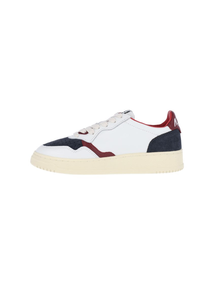 Autry Multicolor Medalist Low Calfskin Sneakers