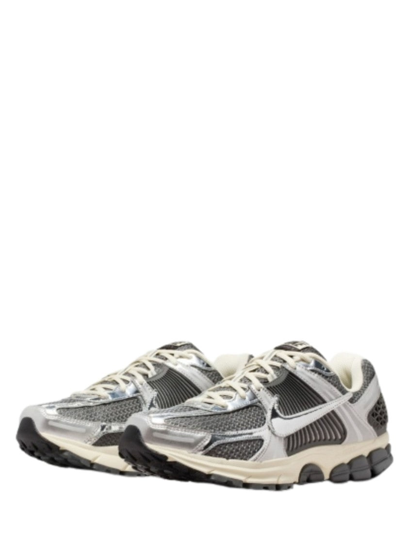 Nike Grey Silver Zoom Vomero Sneakers