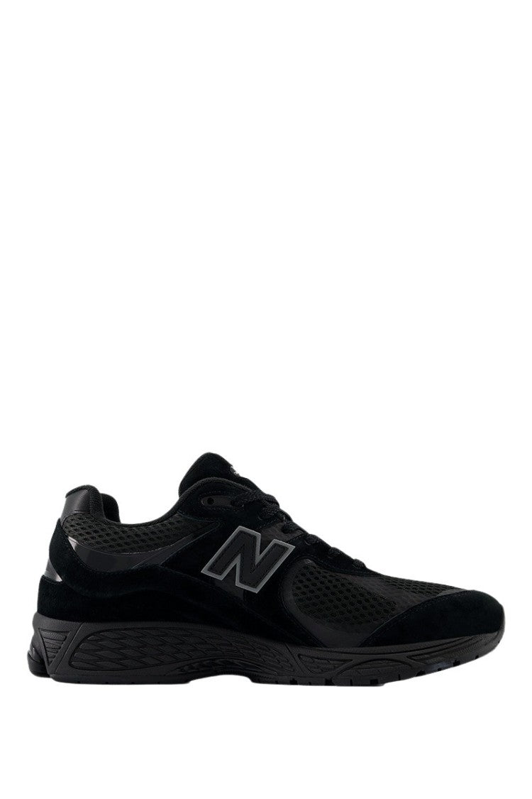 New Balance 2002R Sneaker In Black