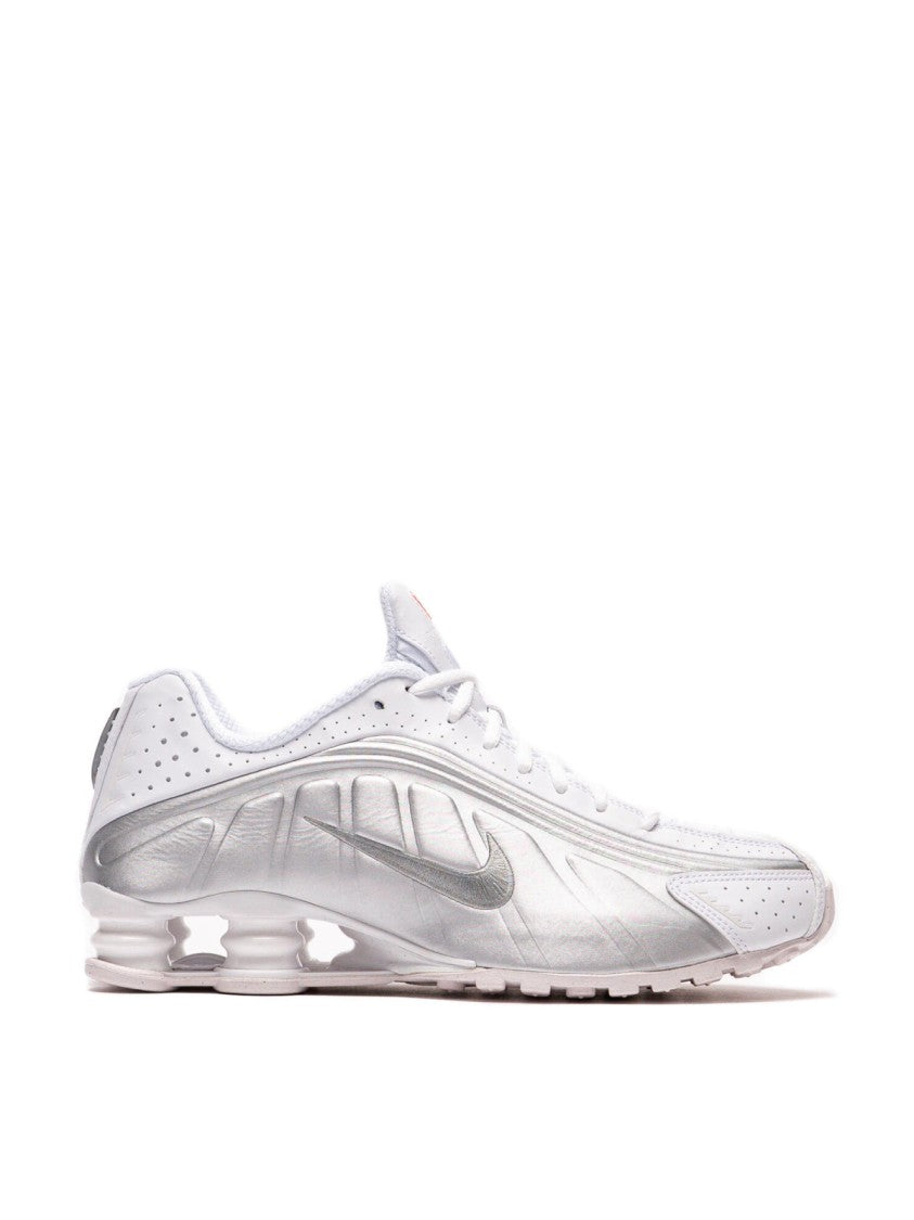 Nike Shox R4 Sneakers