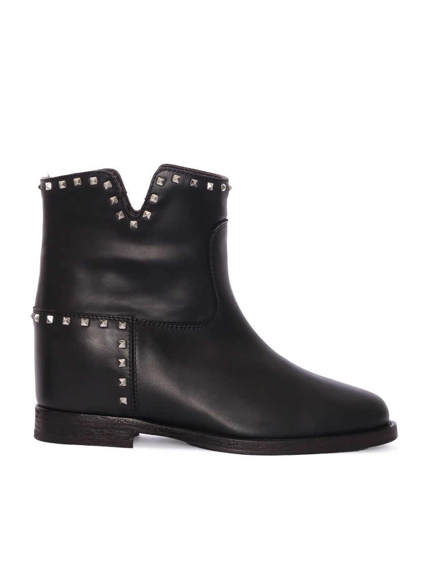 Via Roma 15 Ankle Boots With V-Shaped Notch