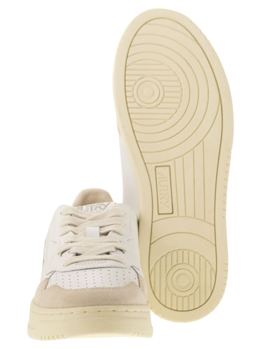 Autry Medalist Low - Leather And Suede Sneakers