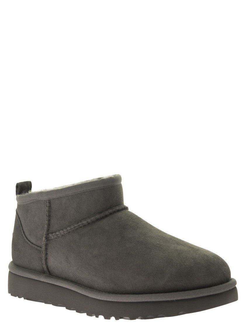Ugg Classic Ultra Mini - Sheepskin Boot