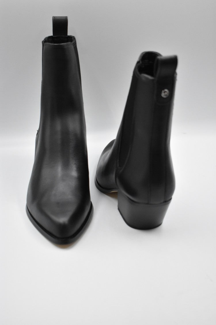 Michael Kors Lace-Up Boots With Design