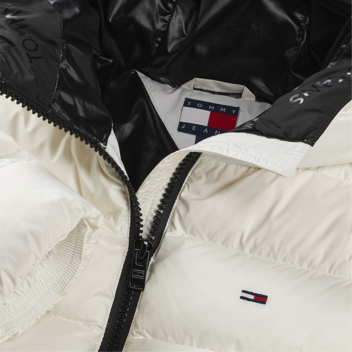 Tommy Jeans Water-Repellent Hooded Down Removable Hood Jacket
